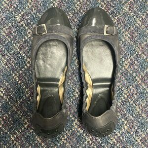 Preloved Tod’s leather ballet flats size 38